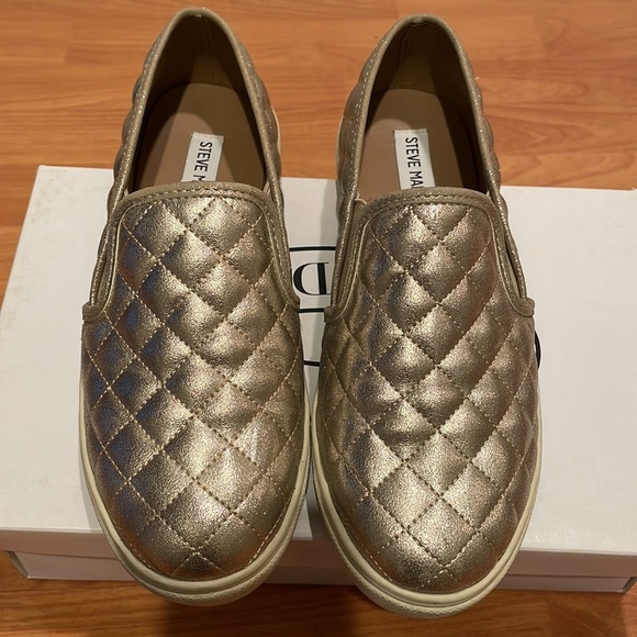 Steve Madden platinum/gold loafers - Picture 8 of 8